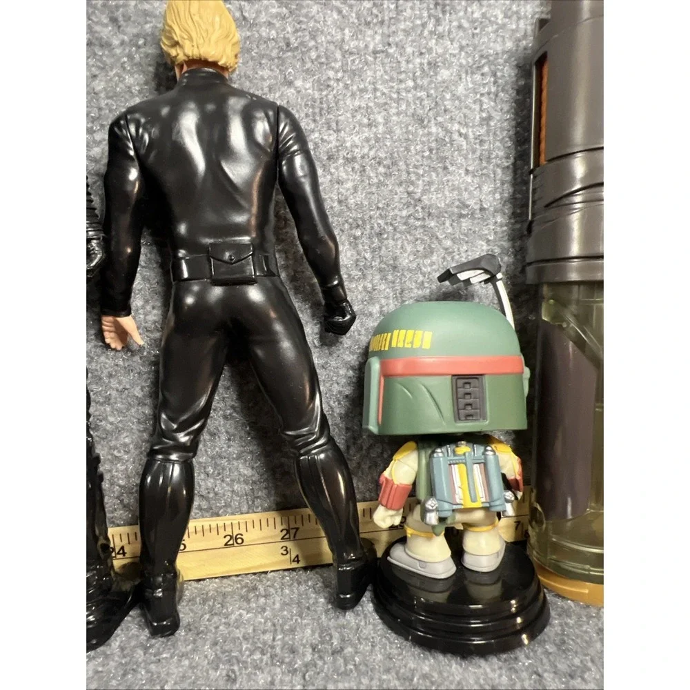 Star Wars 7-Piece Toy Lot 5 Action Figures (2 Talk) Boba Fett Funko& Lightsaber